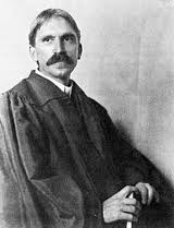 Dewey - 1902 photo.jpg